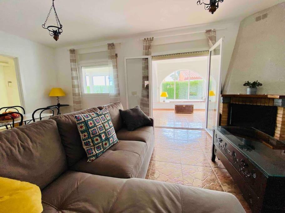 Villa Caramonte, En Costa Dorada Les Tres Cales Ngoại thất bức ảnh